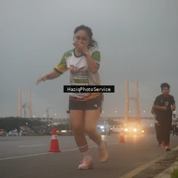 Runner Photo 7722823