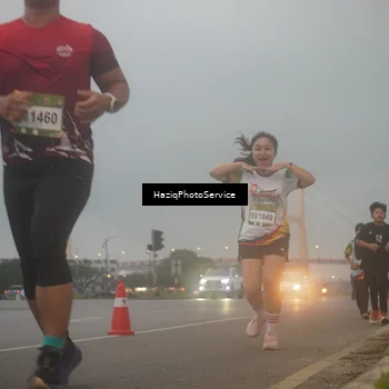 Runner Photo 7722827