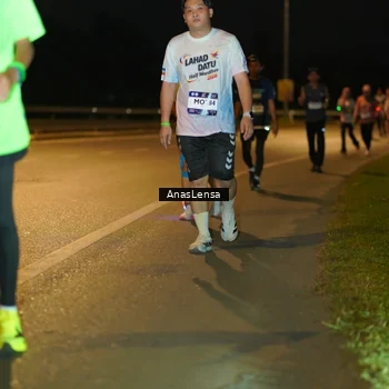Runner Photo 7722838