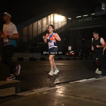 Runner Photo 7722849