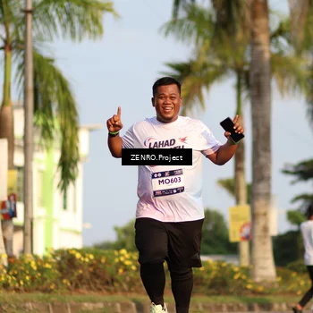 Runner Photo 7722868