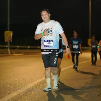 Runner Photo 7722893