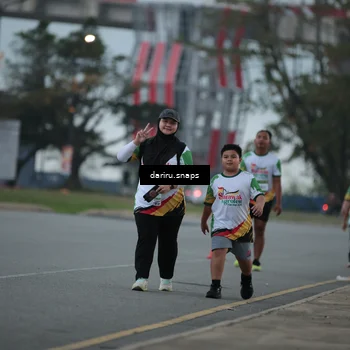 Runner Photo 7722895