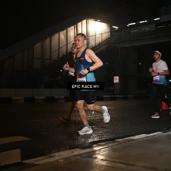 Runner Photo 7722907
