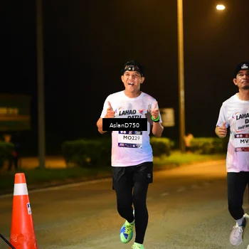 Runner Photo 7722908