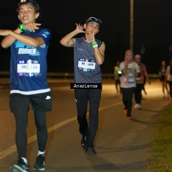 Runner Photo 7722945