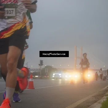 Runner Photo 7722947