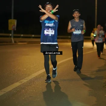 Runner Photo 7722953