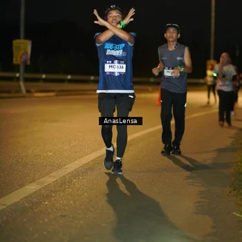 Runner Photo 7722957