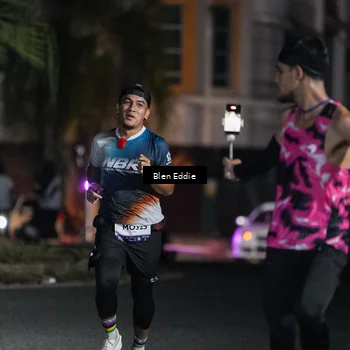 Runner Photo 7722973