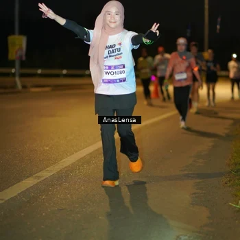 Runner Photo 7722998