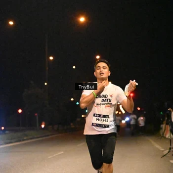 Runner Photo 7723000