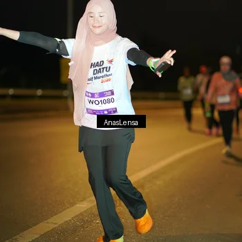 Runner Photo 7723008