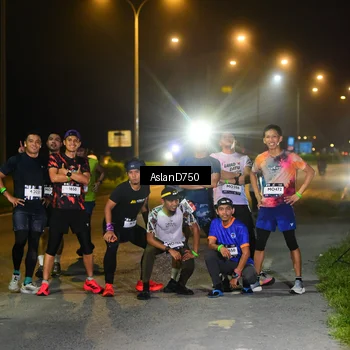 Runner Photo 7723013