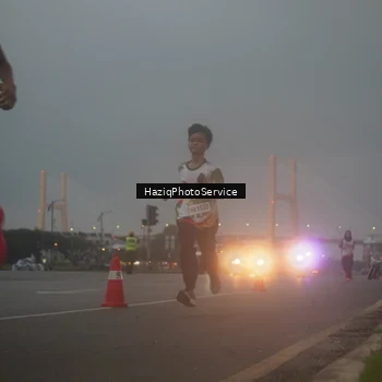 Runner Photo 7723019