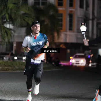 Runner Photo 7723022