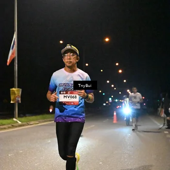 Runner Photo 7723043
