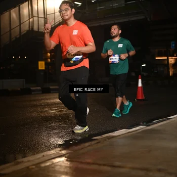 Runner Photo 7723049