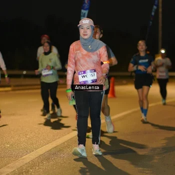 Runner Photo 7723051