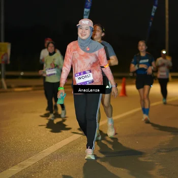 Runner Photo 7723056