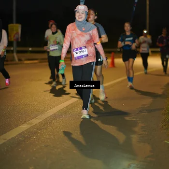 Runner Photo 7723063
