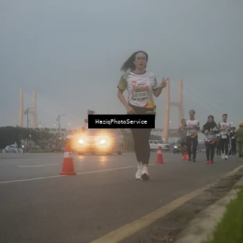 Runner Photo 7723071