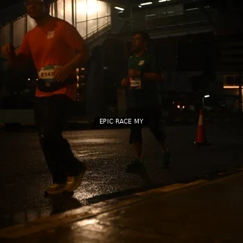 Runner Photo 7723073