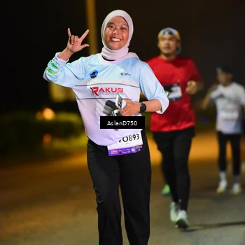 Runner Photo 7723075
