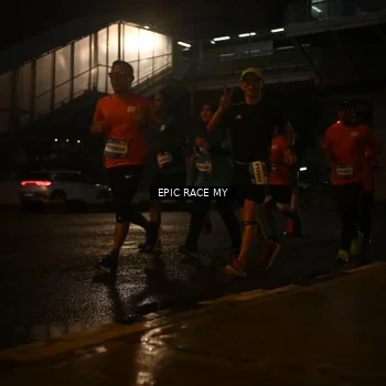 Runner Photo 7723078