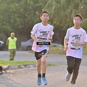 Runner Photo 7723079