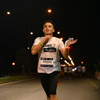 Runner Photo 7723081