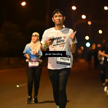 Runner Photo 7723087