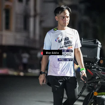 Runner Photo 7723096