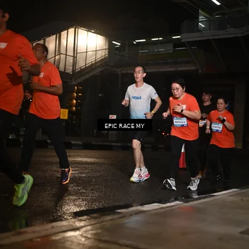 Runner Photo 7723097