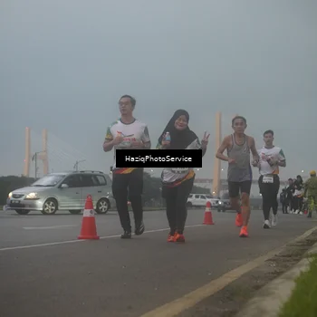 Runner Photo 7723113
