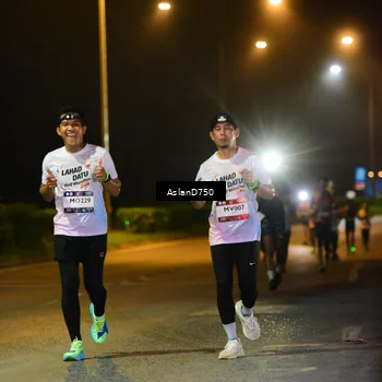 Runner Photo 7723157