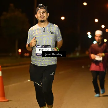 Runner Photo 7723160