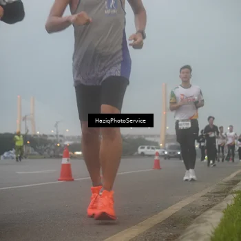 Runner Photo 7723193