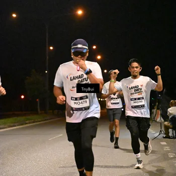 Runner Photo 7723208