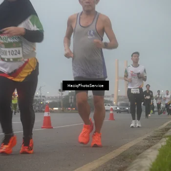 Runner Photo 7723217