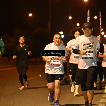 Runner Photo 7723259