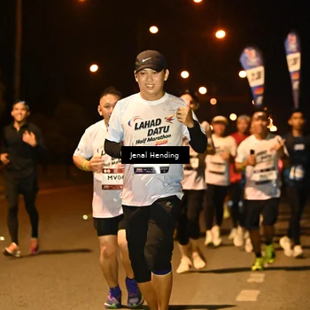 Runner Photo 7723261