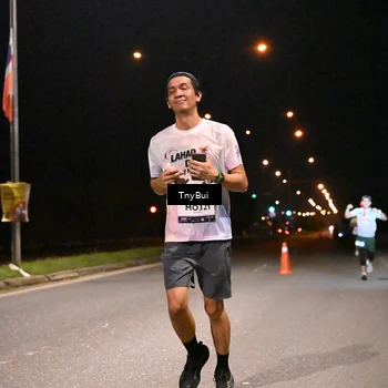 Runner Photo 7723266
