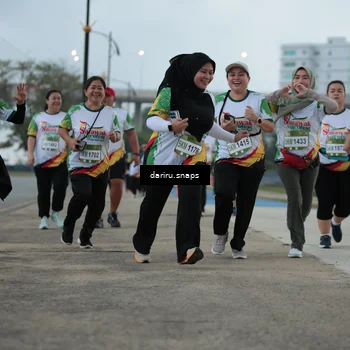 Runner Photo 7723278