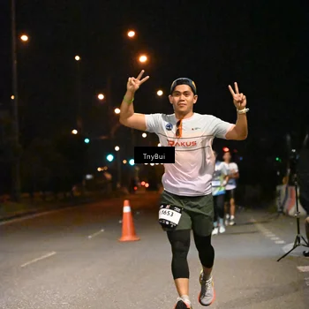 Runner Photo 7723287