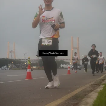 Runner Photo 7723288