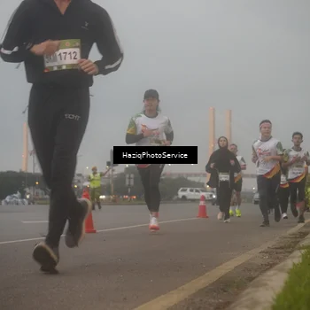 Runner Photo 7723294