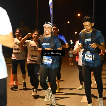 Runner Photo 7723297