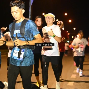 Runner Photo 7723346