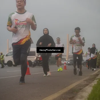 Runner Photo 7723367